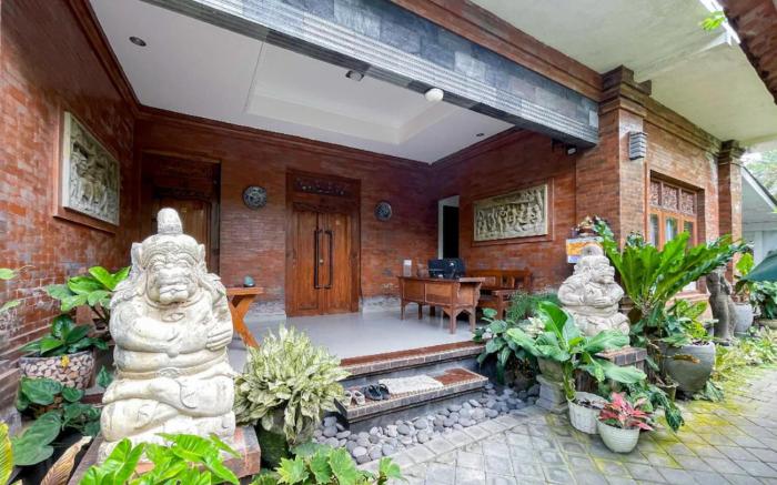 Men Bebas Ubud by Secoms