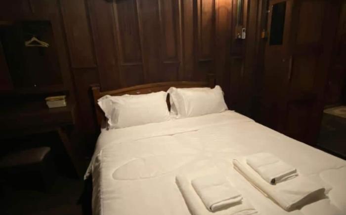 RAZIA VILLAGE HOTEL 