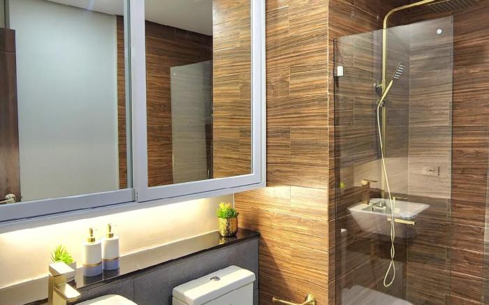 Manila Bay Suite near PICC Roxas Blvd.