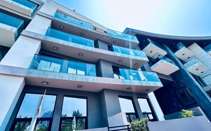 OYO HOME 1364 Fully Furnished Studio Apartments Jv