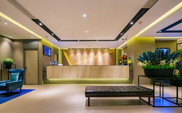 Home Inn Style Golden Chengdu Kuanzhai Alley Fuqin Metro Station