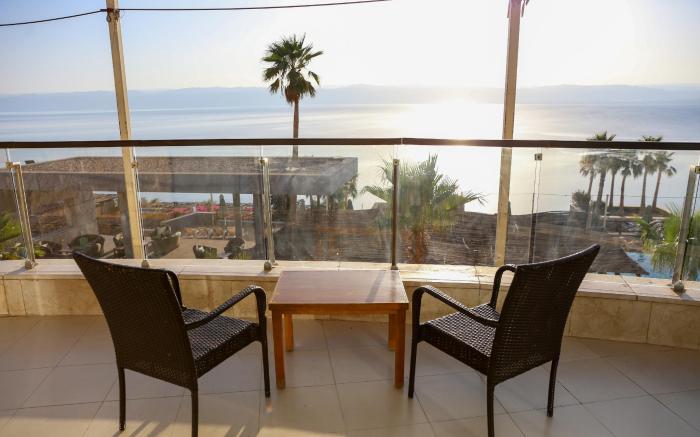 O Beach Hotel & Resort