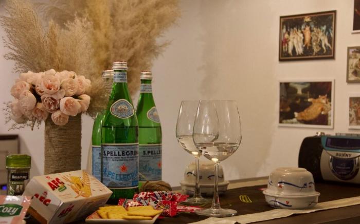 TranquilOasis/OldQuarter/1'SwordLake-OliveGarden