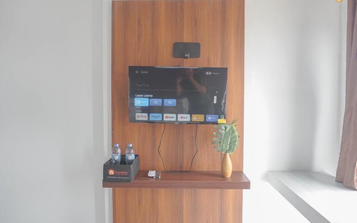 Restful Homey Studio Patraland Urbano By Travelio