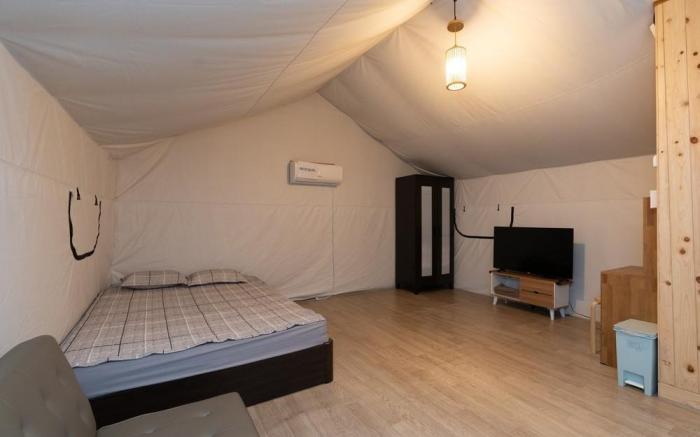 Seosan Godeunnam Glamping