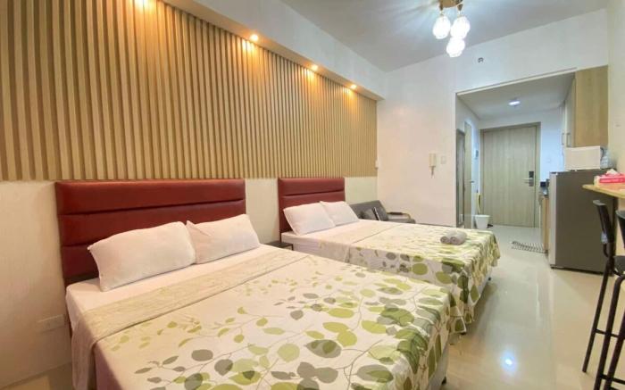 Shore1 Top Floor; Modern room w/2 double size beds