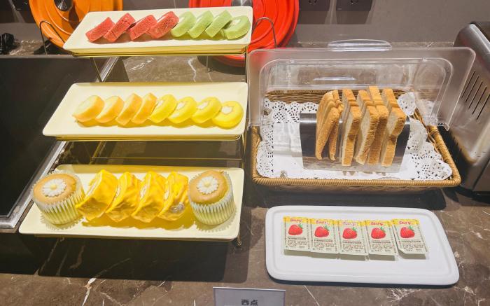 Home Inn Selected Shenzhen Luohu Port Mixc