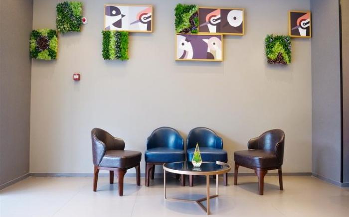 Home Inn Selected Xi'an Aerospace City Management Committee East Chang'an Street Metro Station