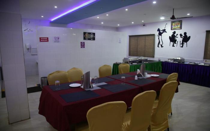 Thavika Onila Resort Yelagiri