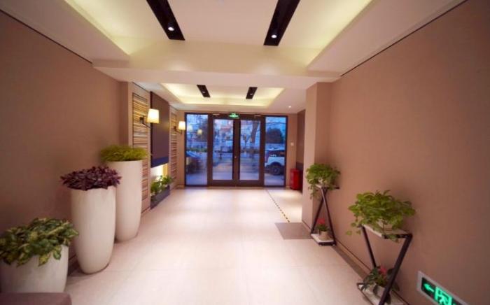 Home Inn Plus Beijing Changping Government Street Metro Station