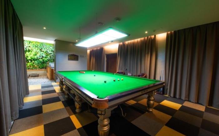 Home Inn Plus Beijing Dongsi Zhangzizhong Road Metro Station