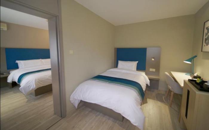 Home Inn Style Beijing Shangdi Qinghe Metro Station