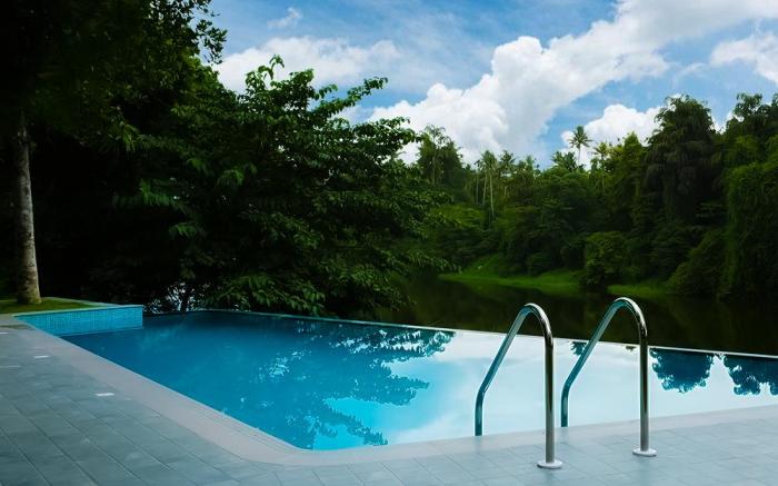 Theeram Riverside Holiday Home