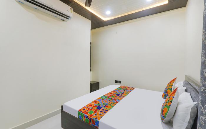 FabExpress Awadh Inn