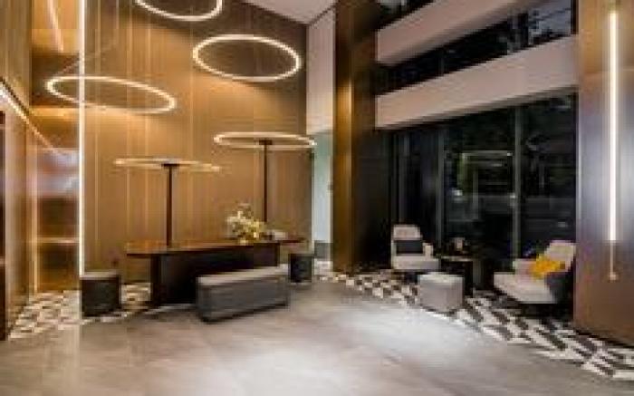 Home Inn Plus Nanjing Railway Station Xuanwu Lake
