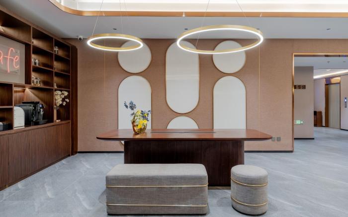 Home Inn Plus Nanjing Confucius Temple Sanshan Street Metro Station Xinanli