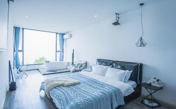 Garden Sea View Room