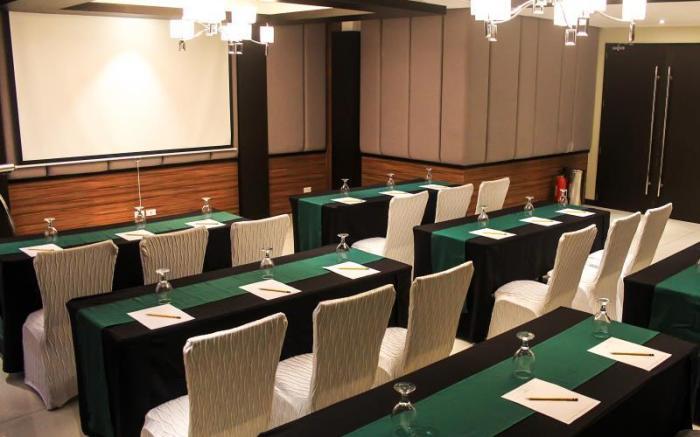 Brentwood Suites - Quezon City