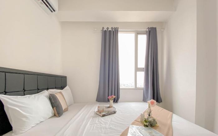 New Furnished Comfy 2BR Menteng Square By Travelio