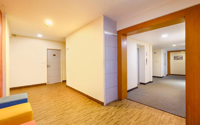 FabHotel Welcome Inn Porur, Nr Saravana Stores