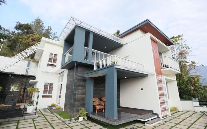 Diga Vista Beautiful A/C 4BHK Pool Villa in Munnar