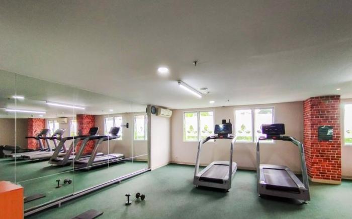 Trendy Space 1BR Parahyangan Residence By Travelio