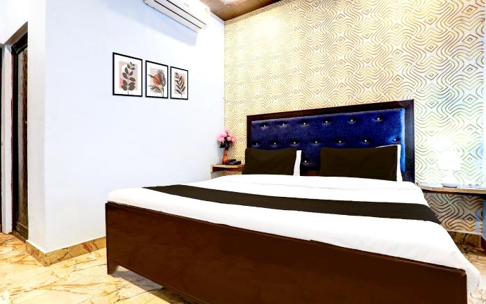 Hotel O S B Guest house