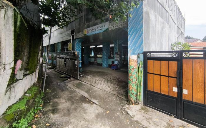 Wisma MVA Ciparigi Indah Mitra RedDoorz