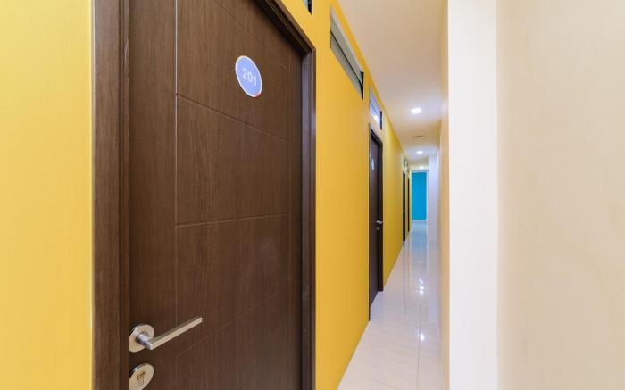 Sans Hotel Cengkareng