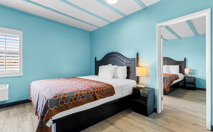 Rodeway Inn & Suites North Hollywood Burbank Airport - Universal Area