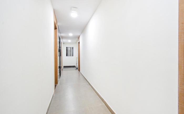 FabHotel Seri - Nr KIMS Hospital, Gachibowli