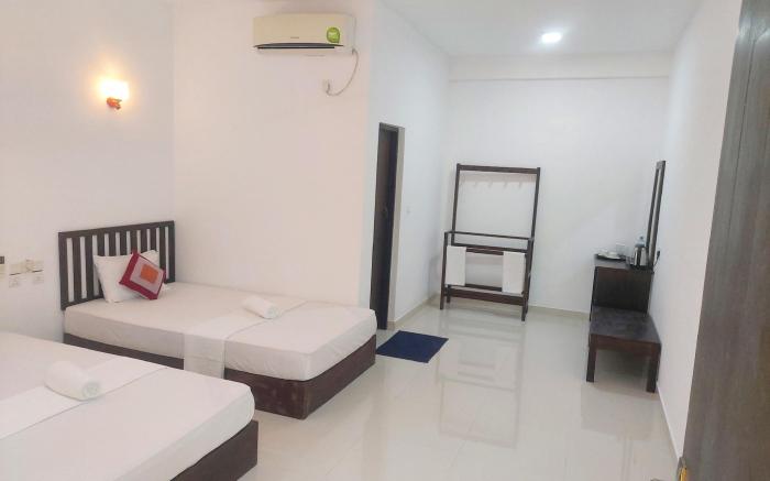 Nature bird paradise hotel 