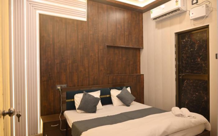 Goroomgo Narayan Niwas Homestay Near Ram Mandir Ayodhya