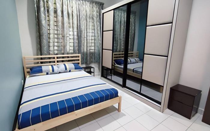 Raihana Homestay (TTU109) [3BR; Wi-Fi; Netflix]