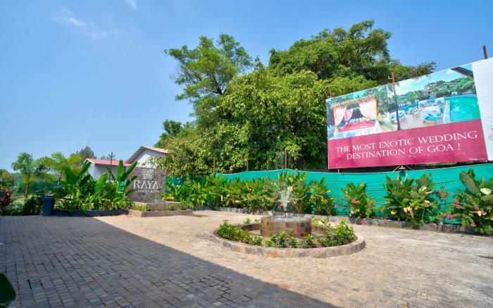 Raya Resorts