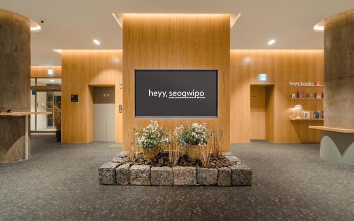 Heyy Seogwipo Hotel