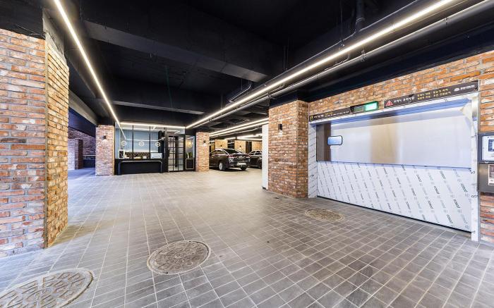 Uijeongbu Premier Hotel XYM