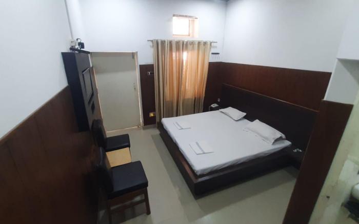 Hotel Goverdhan Tourist Complex