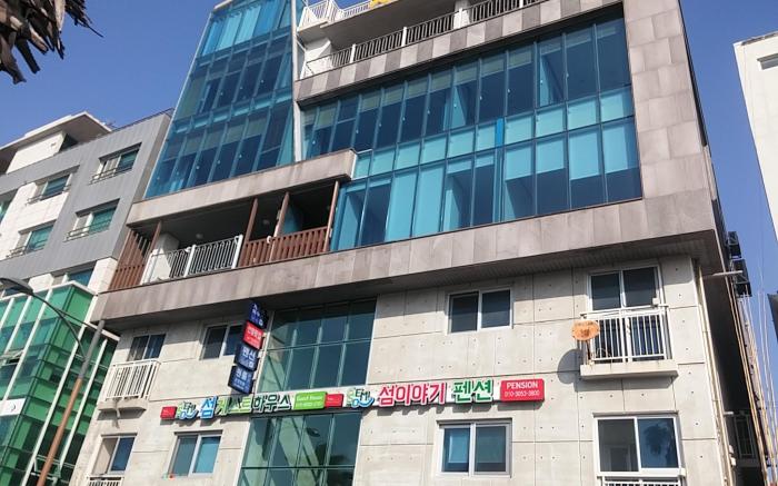 Seom Story Pension