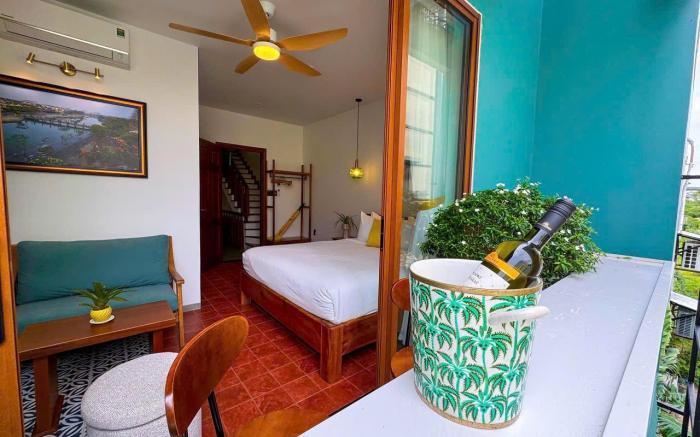 Blue Tropical House Hoi An