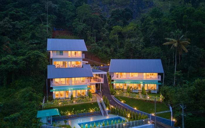 Ice Mist Munnar by VOYE HOMES