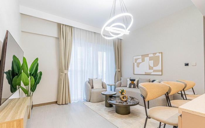 Designer 1BR Apt and Fully Eqquiped