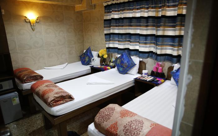 Sandhu Guest House