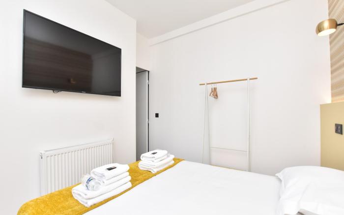 Cosy Bedroom - Tour Eiffel  Champs de Mars