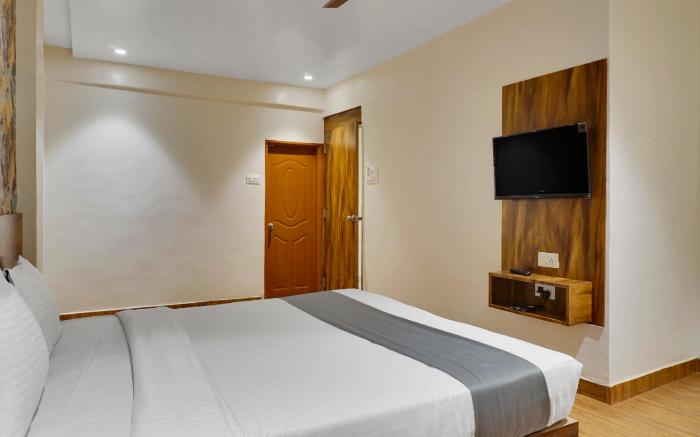 OMKAR EXECUTIVE