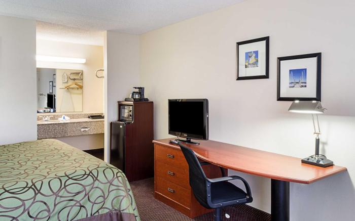 Rodeway Inn Panama City