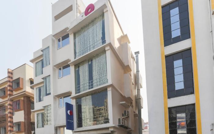 Hotel O Aspiring Inn Jyotirindra Nandi Metro Station