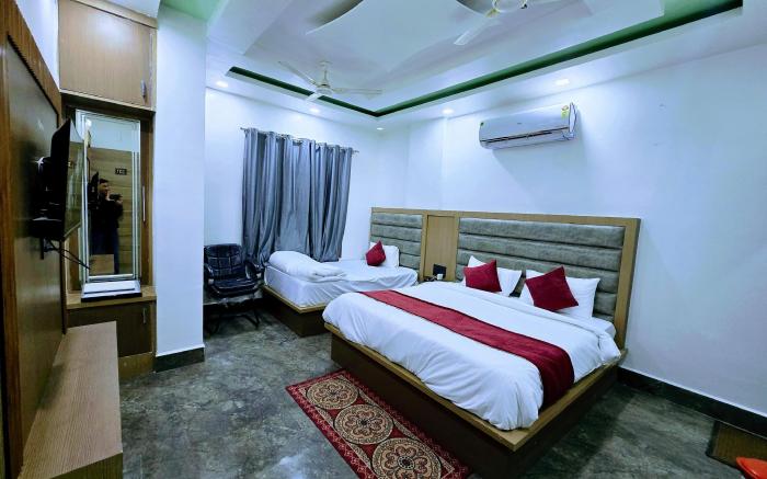 Hotel Aarav Grand