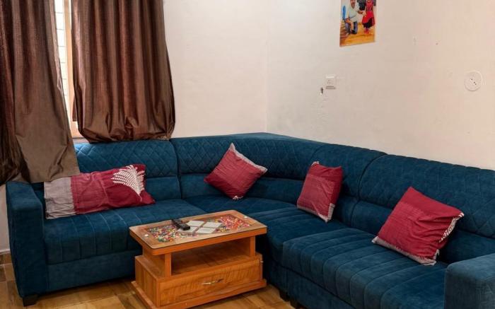 Entire Villa with Beautiful Garden