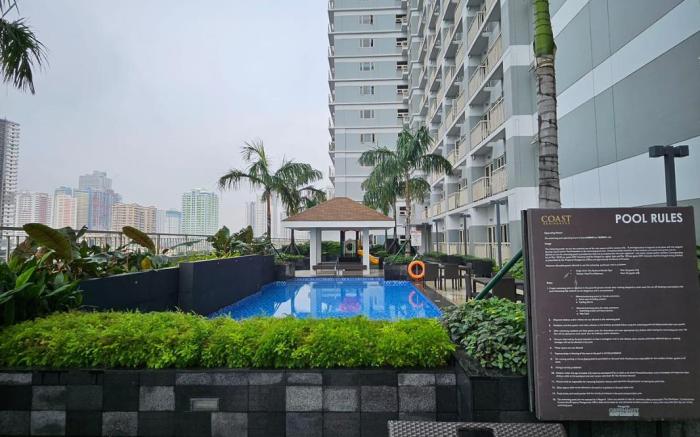 Coast Residences -1 Bedroom w/ Balcony  (PICC/WTC)